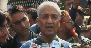 Federal govt moves LHC to grill Dr AQ Khan